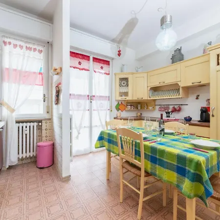 Flaminia Bright & Roomy Pesaro